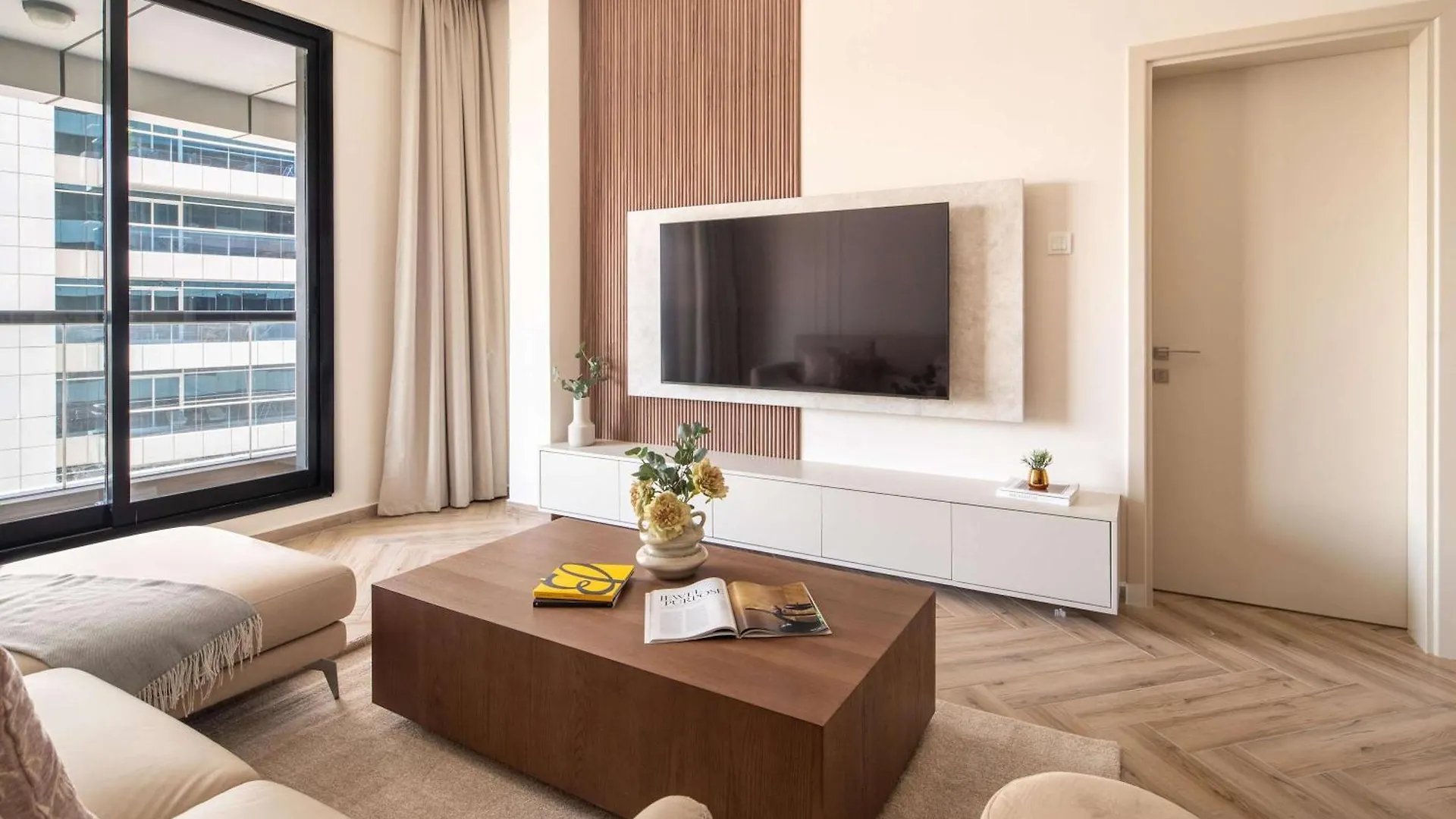 Apartment Frank Porter - Escan Tower Dubai